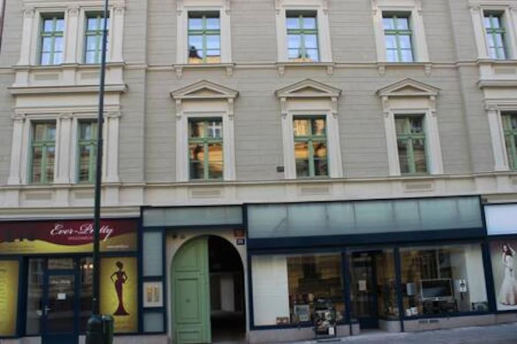 Prague Vysehradska Apartment Exterior photo
