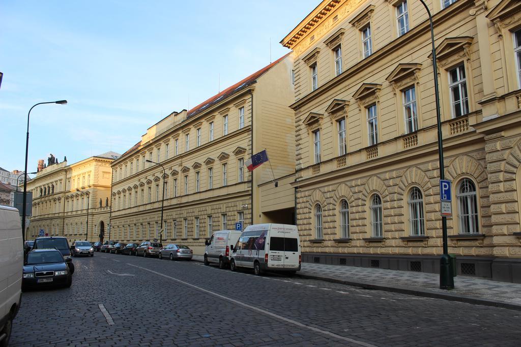 Prague Vysehradska Apartment Exterior photo